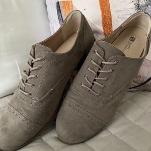 White Mountain Grey Oxfords
